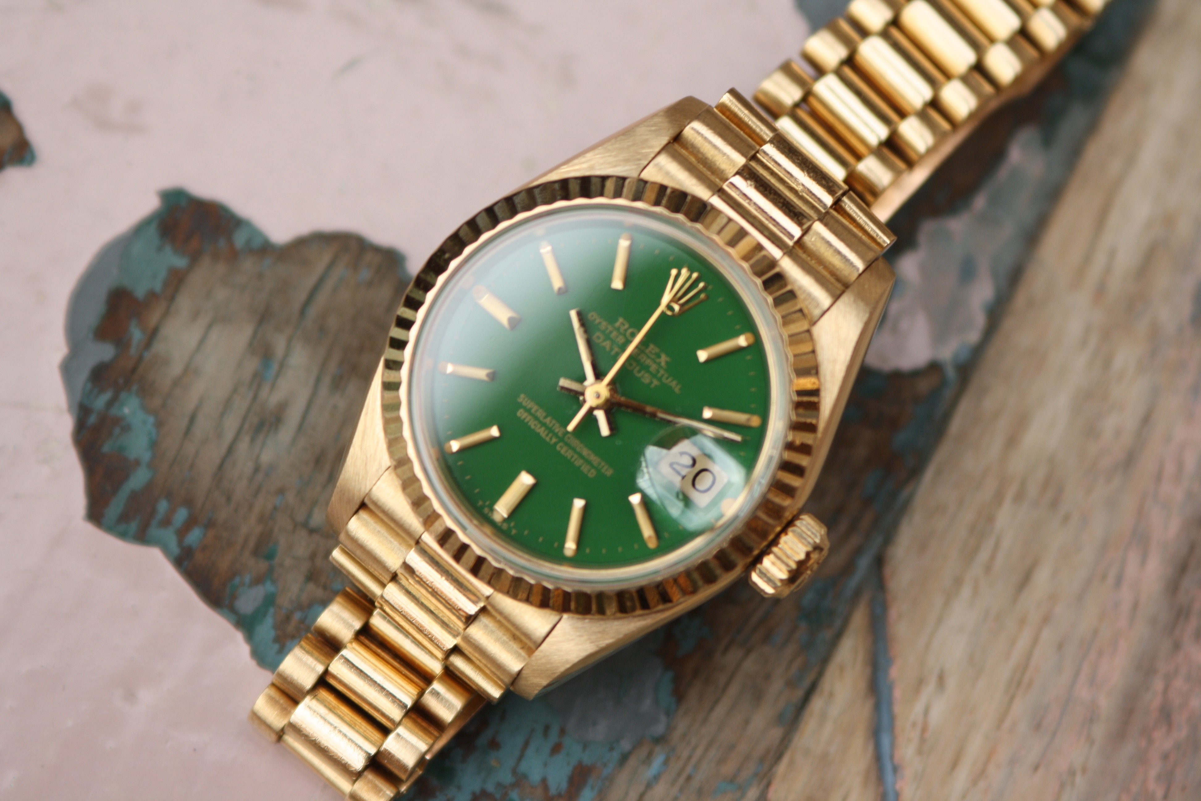 rolex lady datejust in 18k gold at Vintage Times Amsterdam / Watches