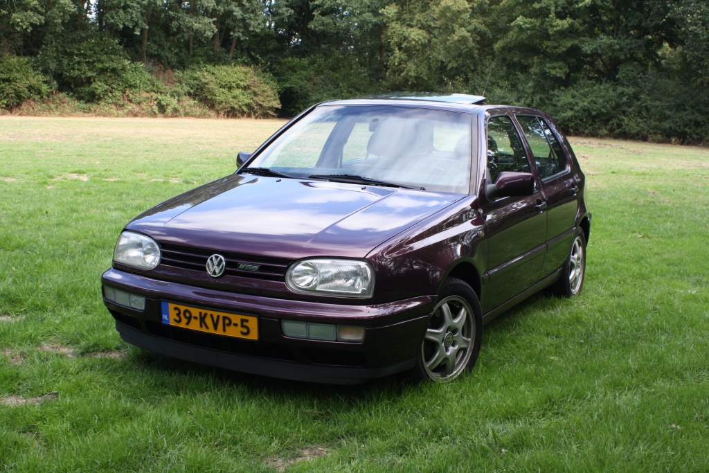 Volkswagen Golf MK3 VR6 Highline 'Mulberry' edition - VINTAGE TIMES ...