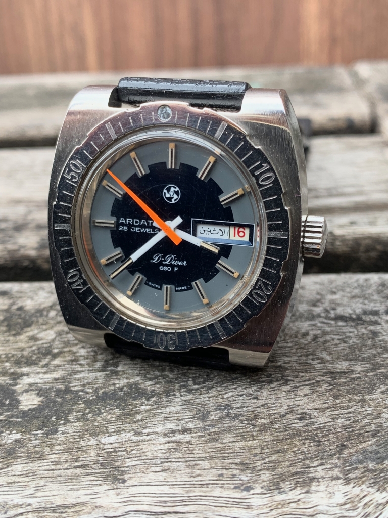 Ardath vintage 'skin diver' watch with arabic day function VINTAGE