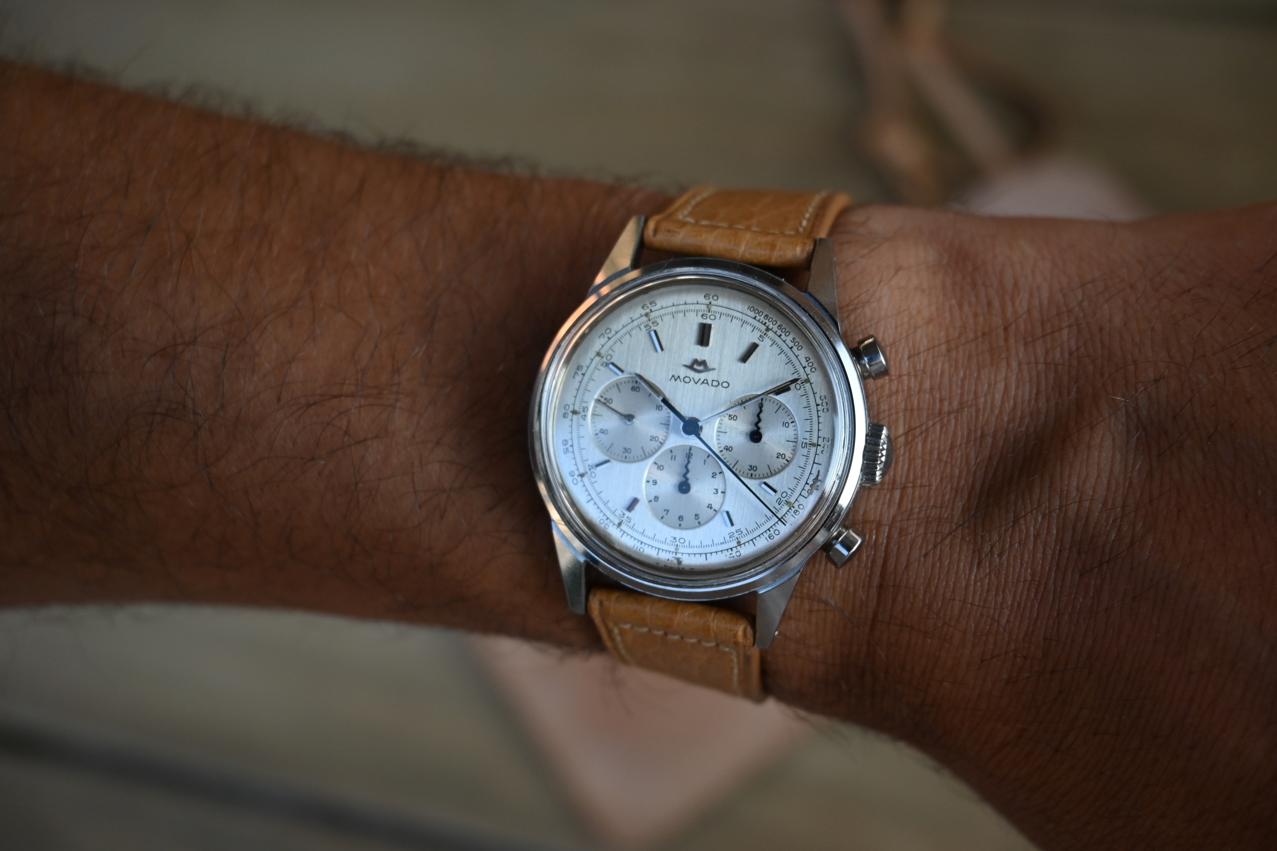 The Movado M95 vintage watch hands-on