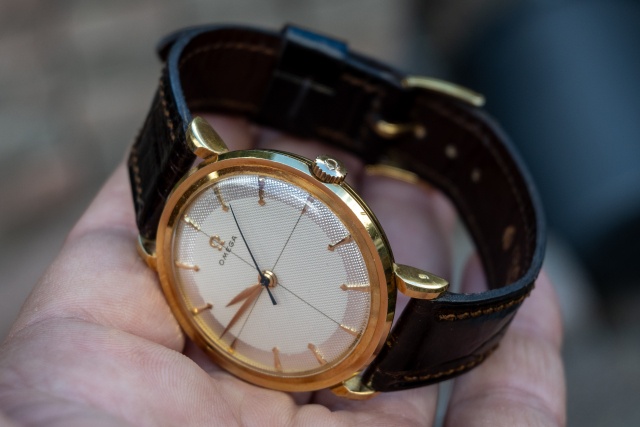 Omega Honeycomb dial super rare wristwatch