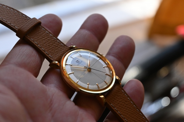 omega honeycomb vintage watch