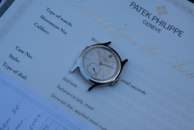 Patek Philippe 565 wristwatch on extract