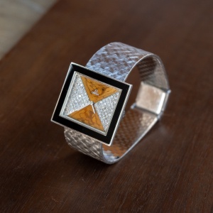 Omega high jewelry diamond and onyx set wristwatch 